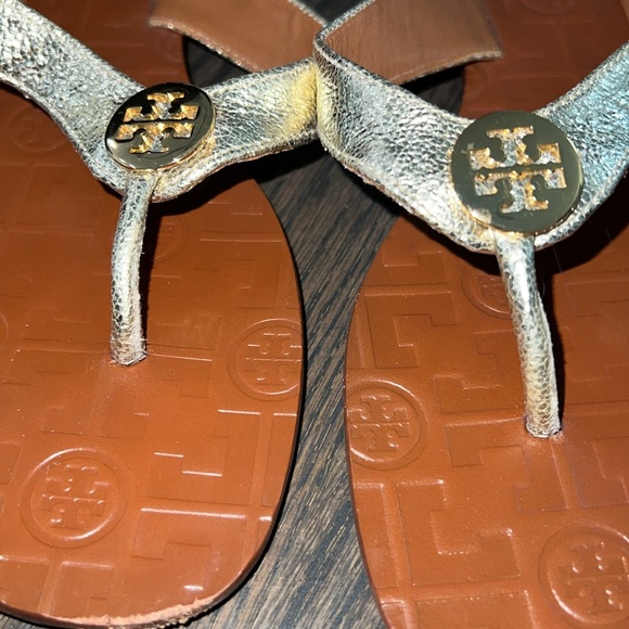 Tory Burch Gold Sandal-Authentic-EUC - Picture 8 of 9